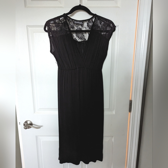 knee length dresses for ladies Hatch Collection The Elizabetta Lace Dress in Black